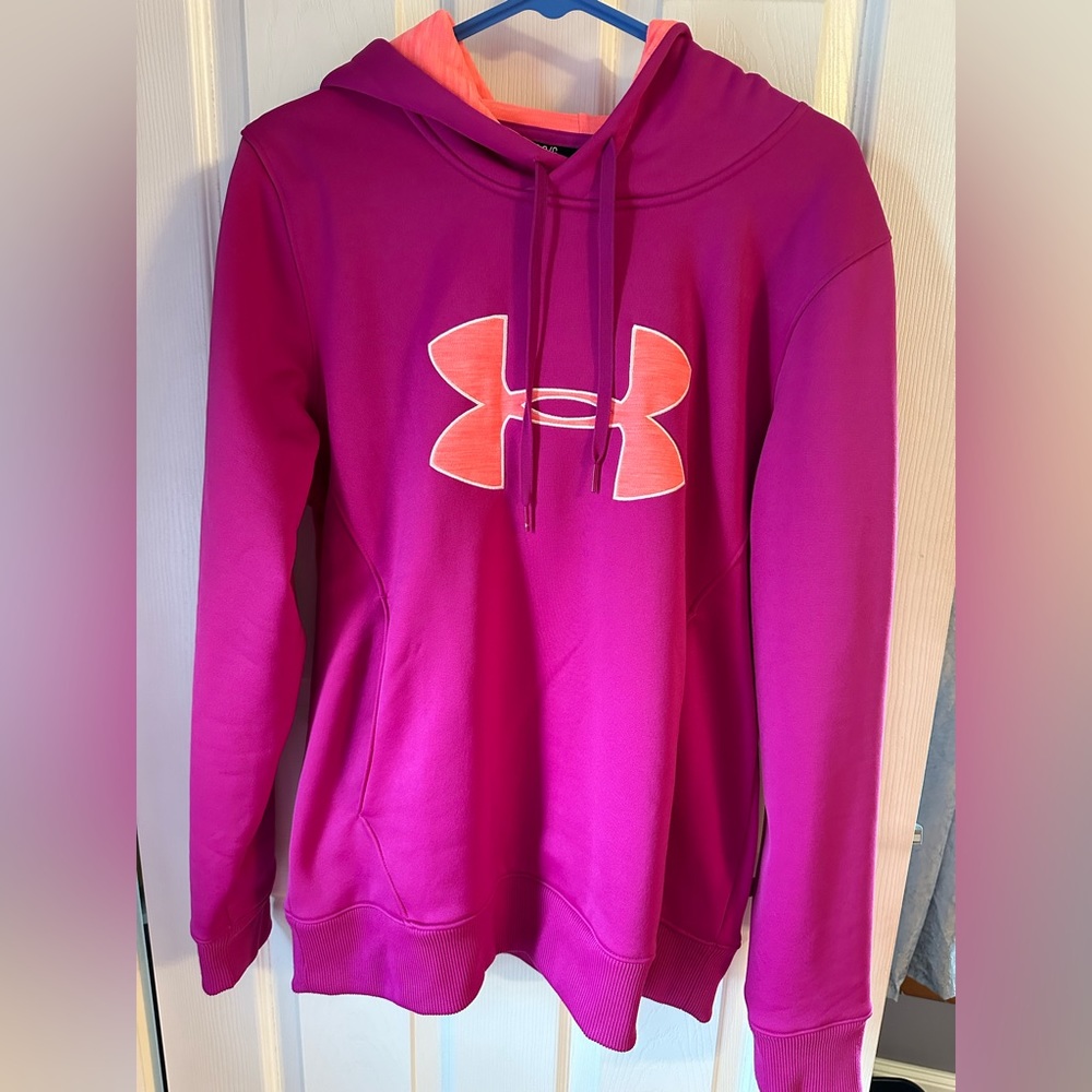 Women’s Under Armour Sweatshirt